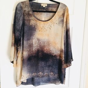 One World Top Size M very flowing pattern